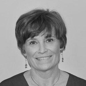 Tracy Pitcher headshot in black and white